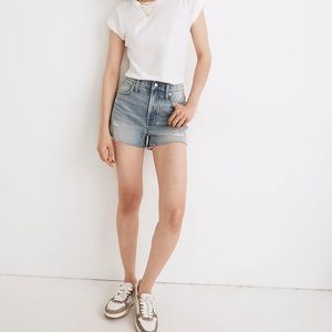 The Perfect Jean Short in Snyder Wash